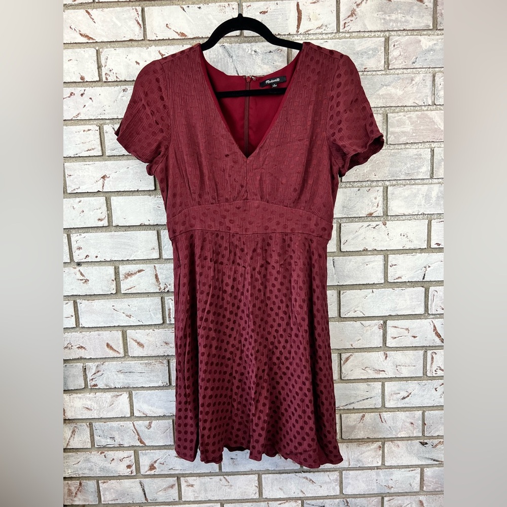 Madewell | V-Neck Fit-and-Flare Dress in Dot Jacquard - Picture 3 of 9